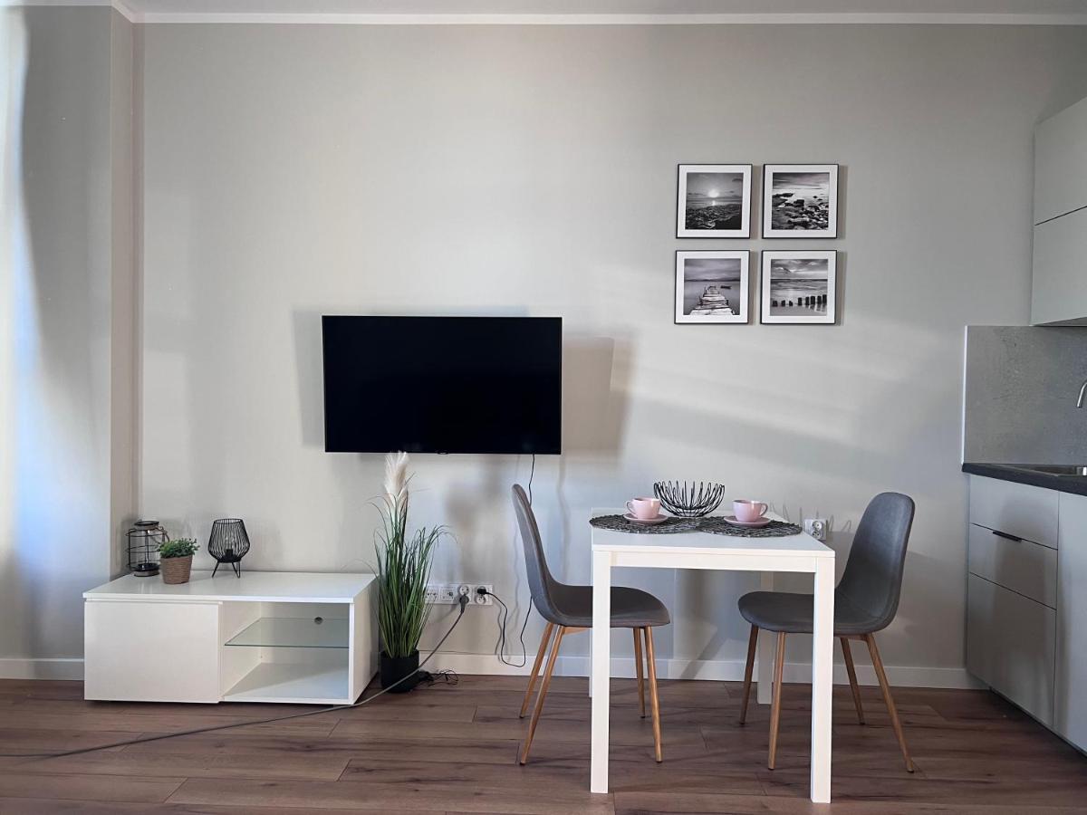 Apartament Wroclove - Bezkontaktowe Zameldowanie Breslavia Esterno foto